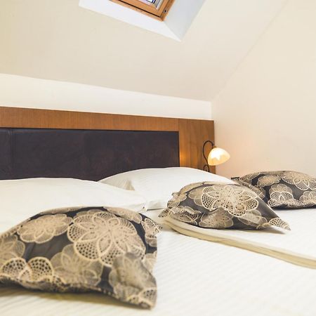 Etno Selo Stanisici Hotel Leonida Dijelovi ภายนอก รูปภาพ