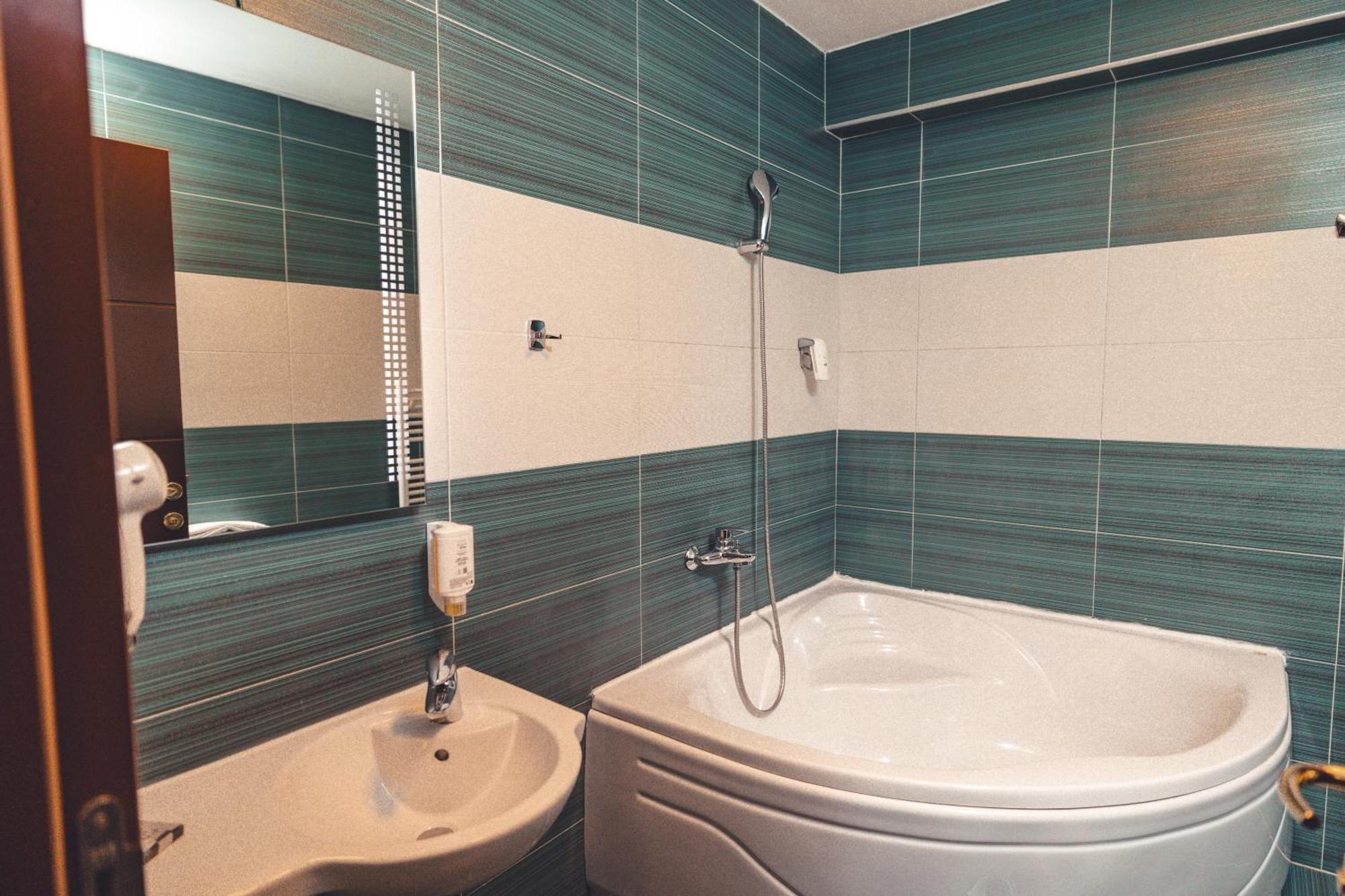 Etno Selo Stanisici Hotel Leonida Dijelovi ภายนอก รูปภาพ