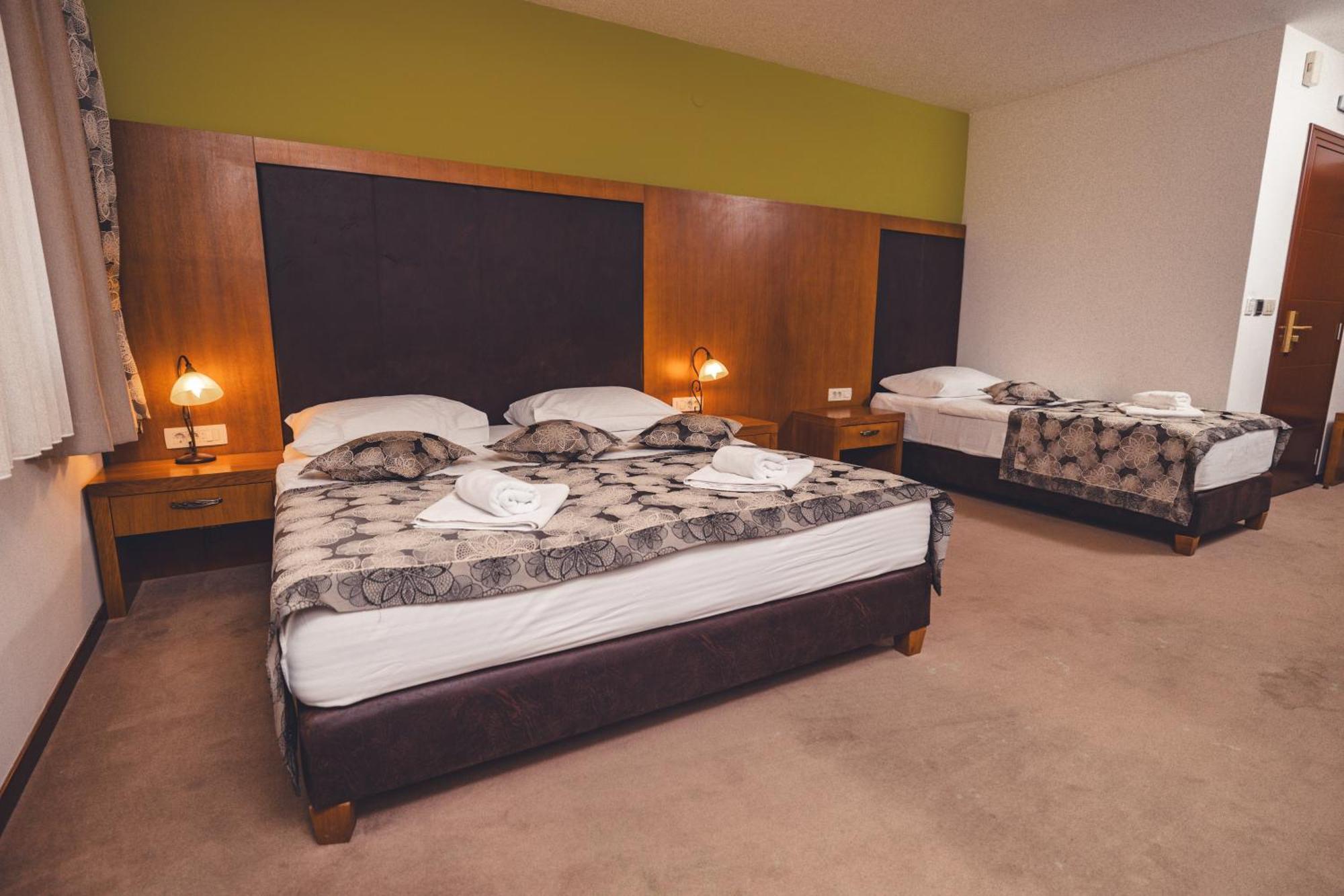Etno Selo Stanisici Hotel Leonida Dijelovi ภายนอก รูปภาพ