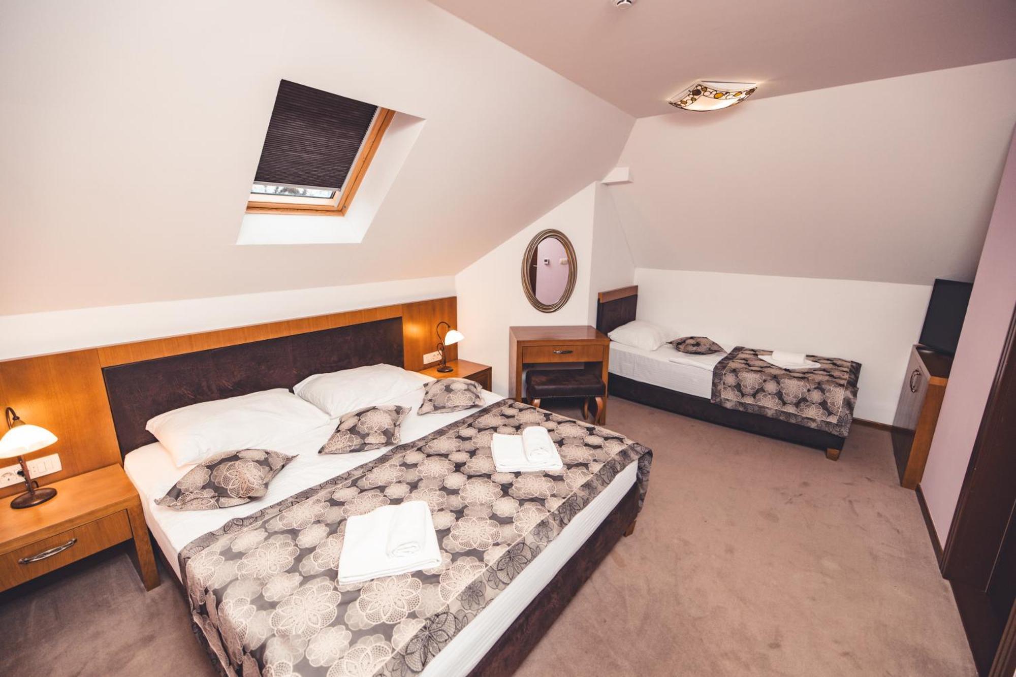 Etno Selo Stanisici Hotel Leonida Dijelovi ภายนอก รูปภาพ