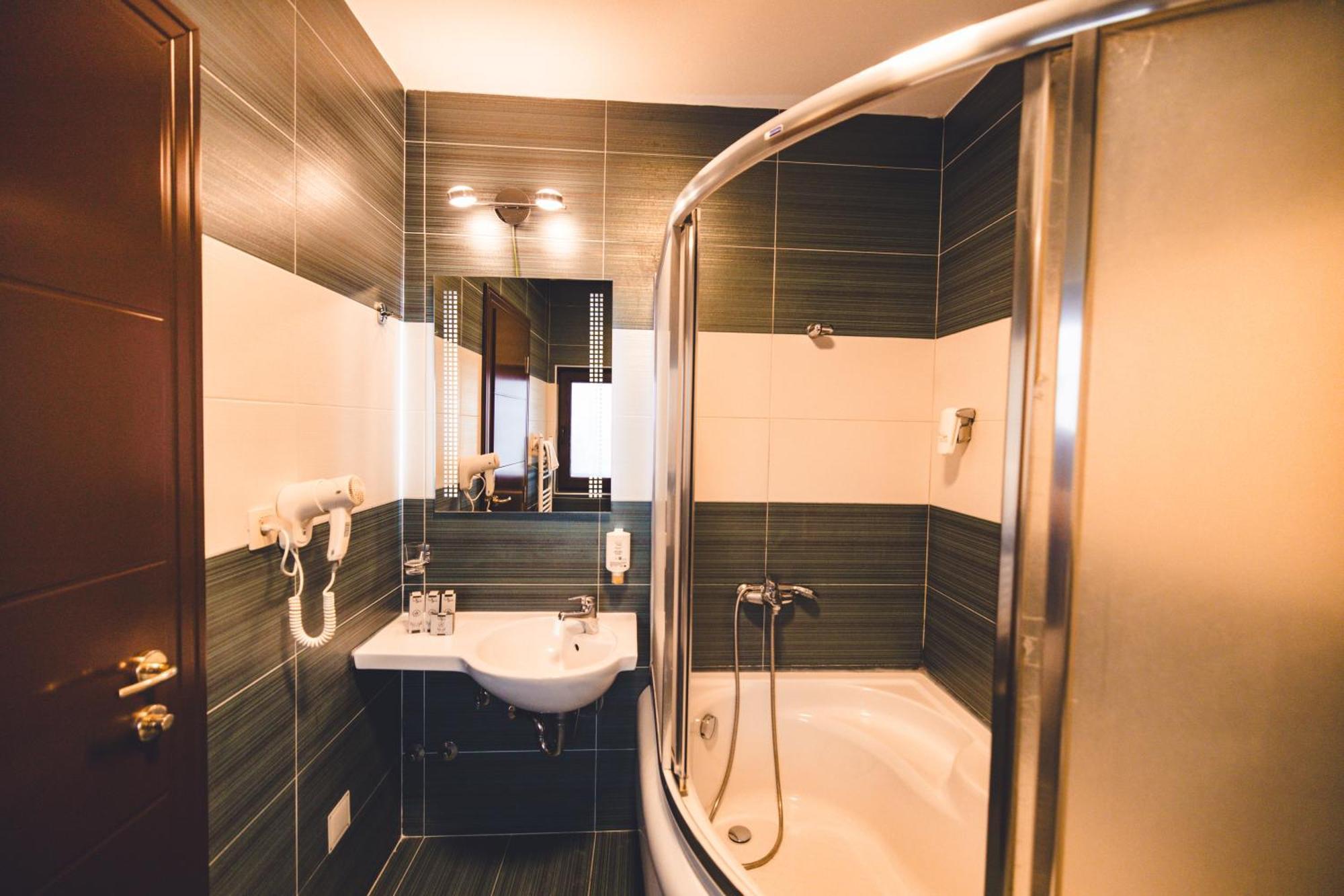 Etno Selo Stanisici Hotel Leonida Dijelovi ภายนอก รูปภาพ